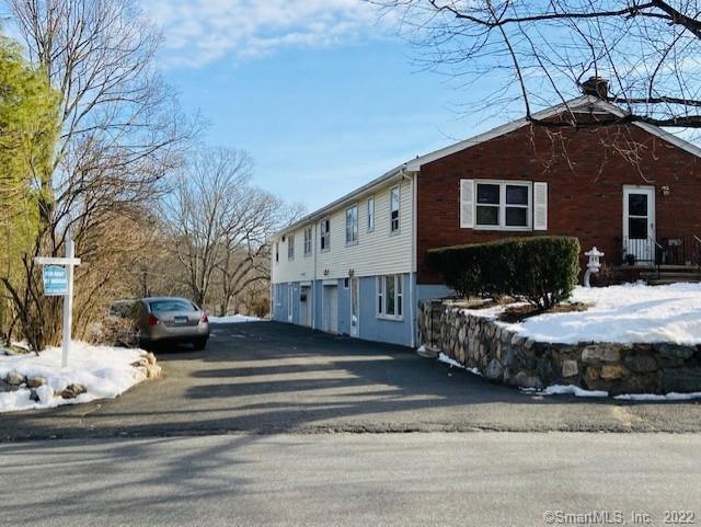 Primary Photo - 123 Forest St