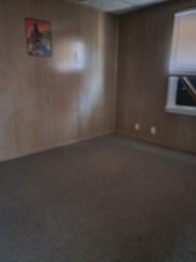 Foto del edificio - 2065 Random Rd