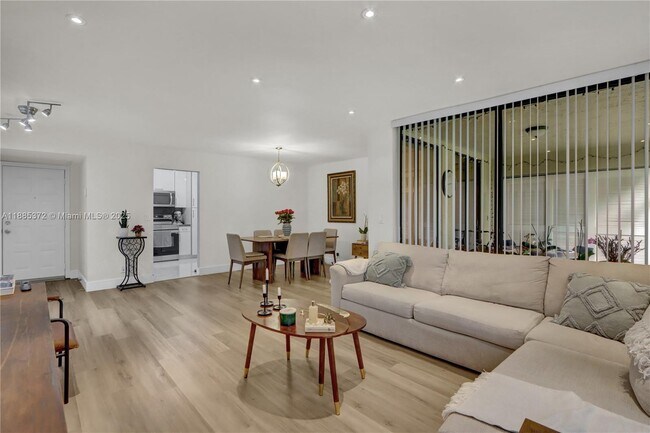 Foto del edificio - 2505 NW 49th Terrace
