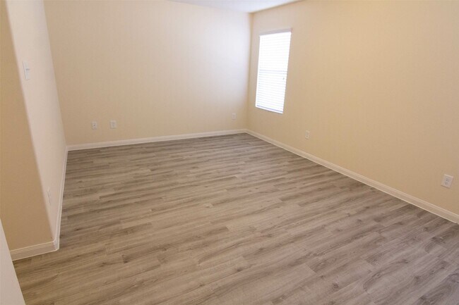 Foto del edificio - 8603 Doris Oaks Cir