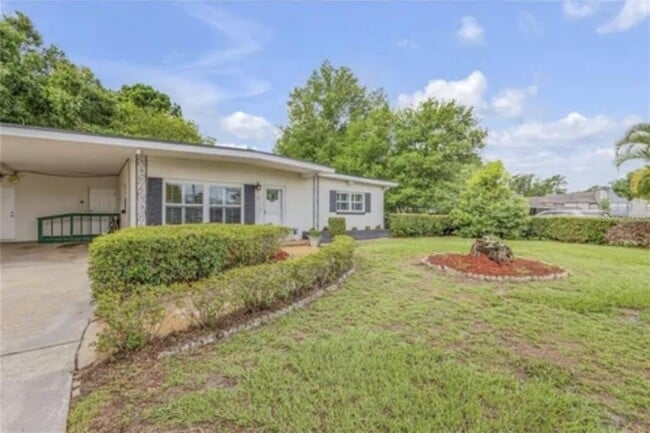 Building Photo - 110 Euna Ln