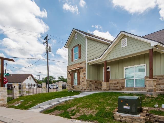 Building Photo - 222 Howdy Ct