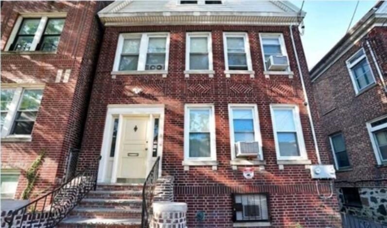 Building Photo - 9 Van Houten Ave