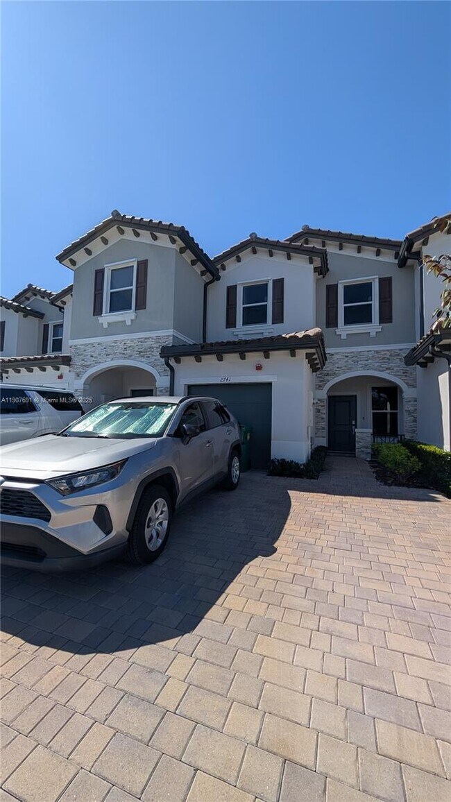 Building Photo - 2741 NW 55th Way