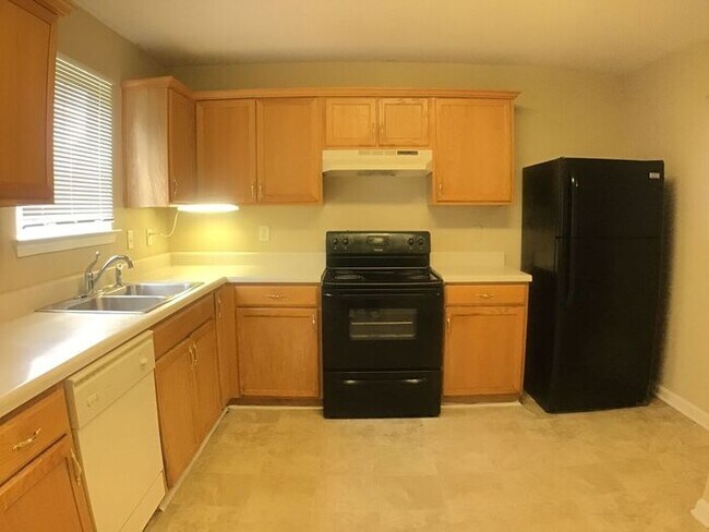 Building Photo - 3578 Brookstone Way