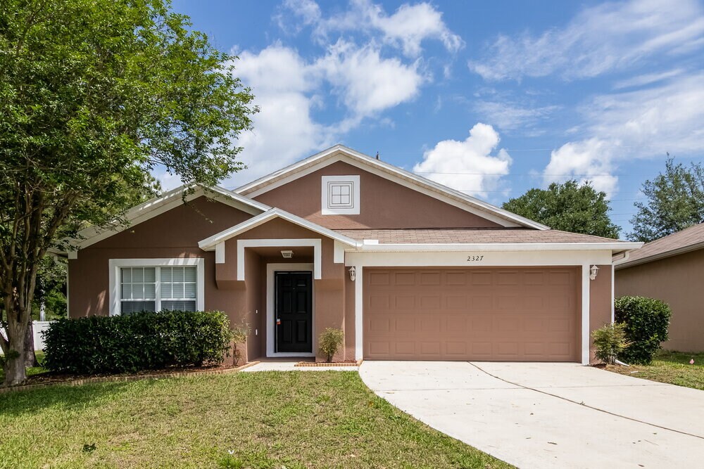 Foto principal - 2327 Norwood Pl