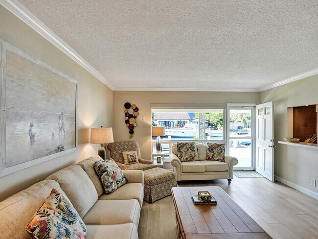 Foto del edificio - 2866 NE 30th St