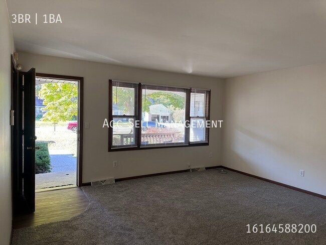 Foto del edificio - 5798 Christie Ave SE