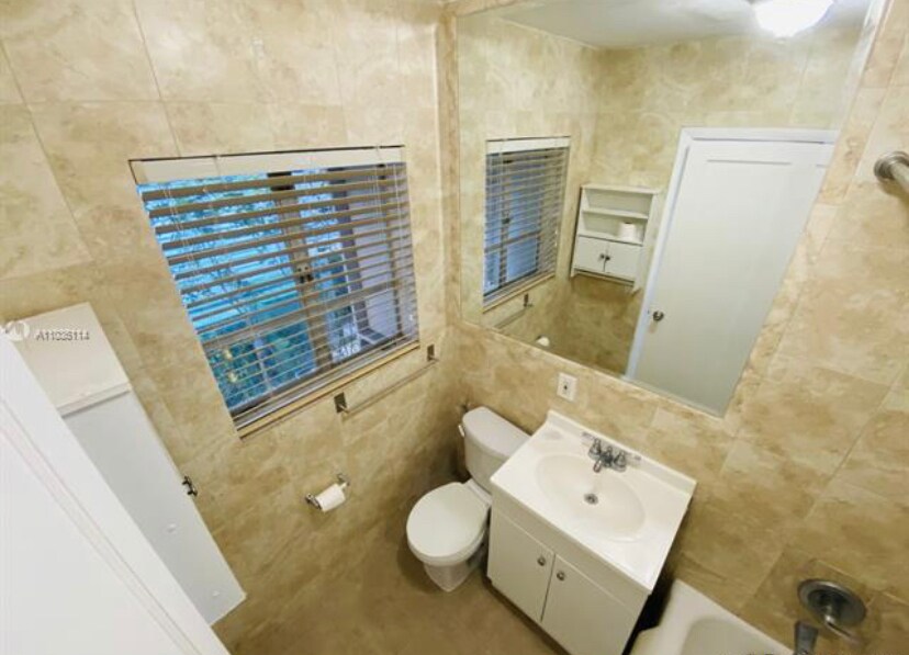 7424 Byron Ave Unit 2B, Miami Beach, FL 33141 Apartments at 7424