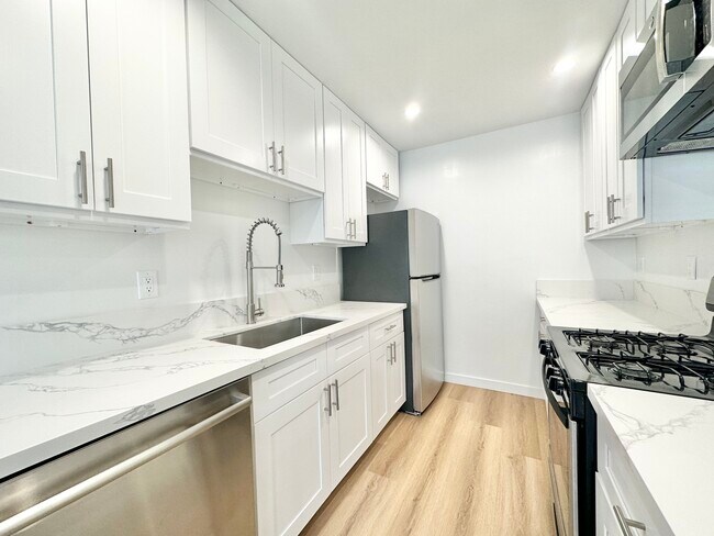 Foto del edificio - 3663 Vinton Ave