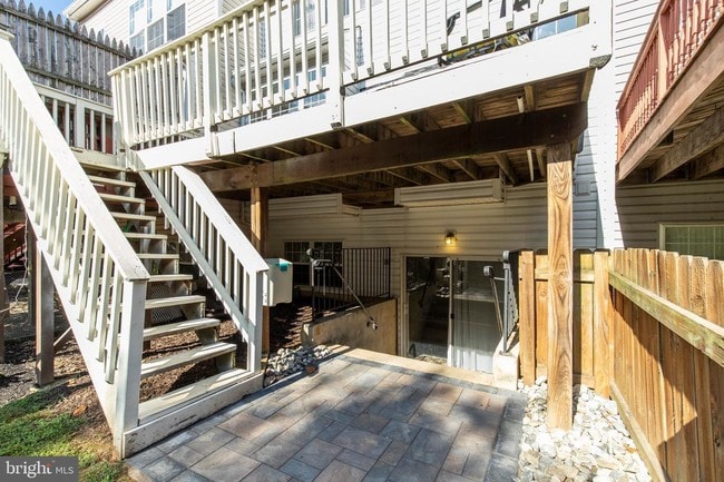 Building Photo - 309 Rockmeade Dr