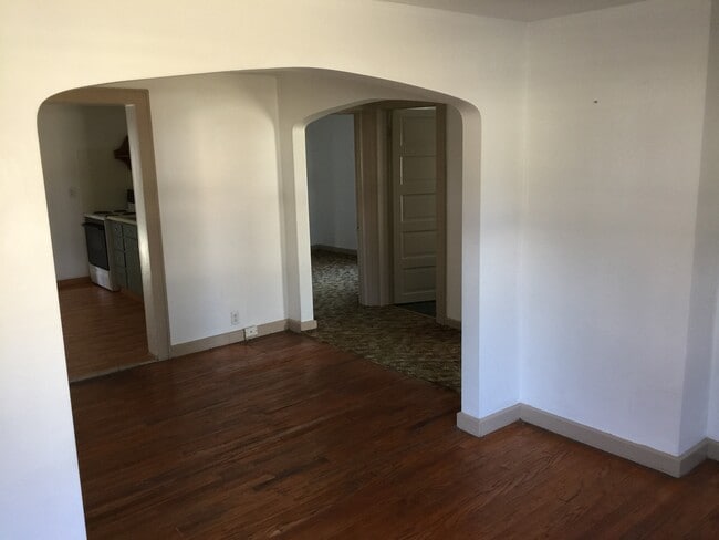 Foto del edificio - 3 bedrooms, 1 bath ranch house with big yard