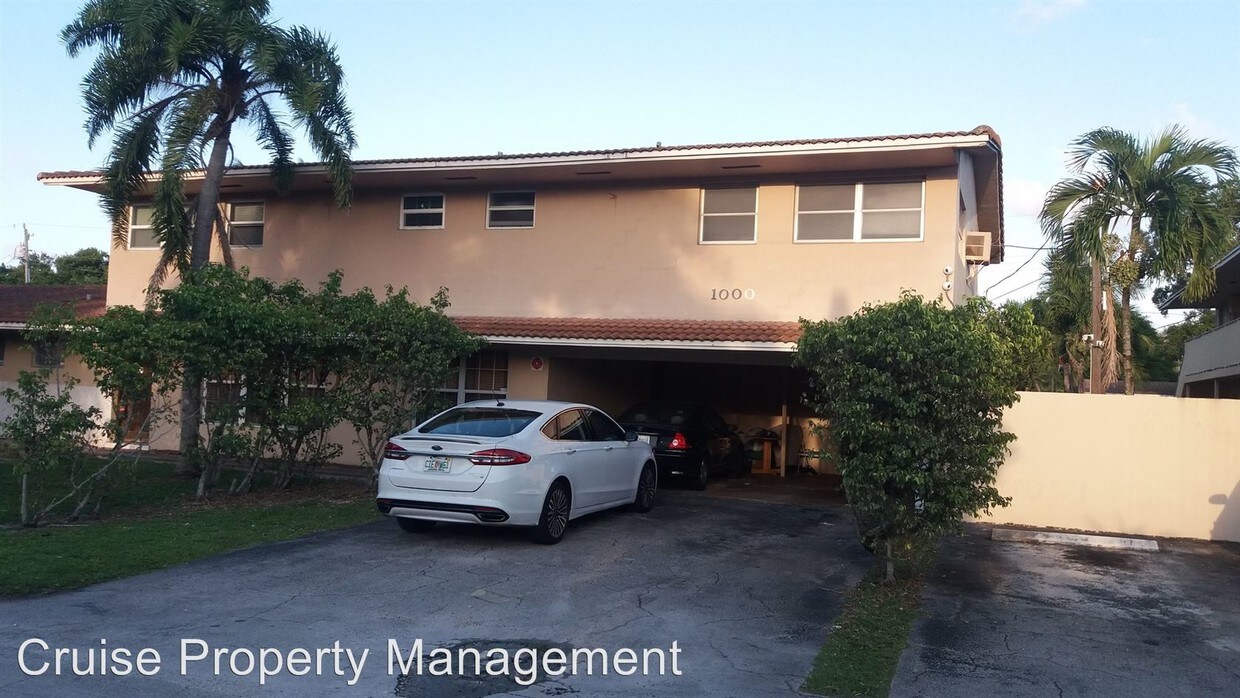 Foto principal - 921 SW 15th Ave