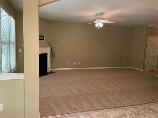Building Photo - 3284 Sheffield Cir