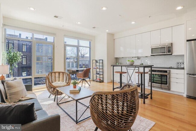 Foto del edificio - 435 R St NW
