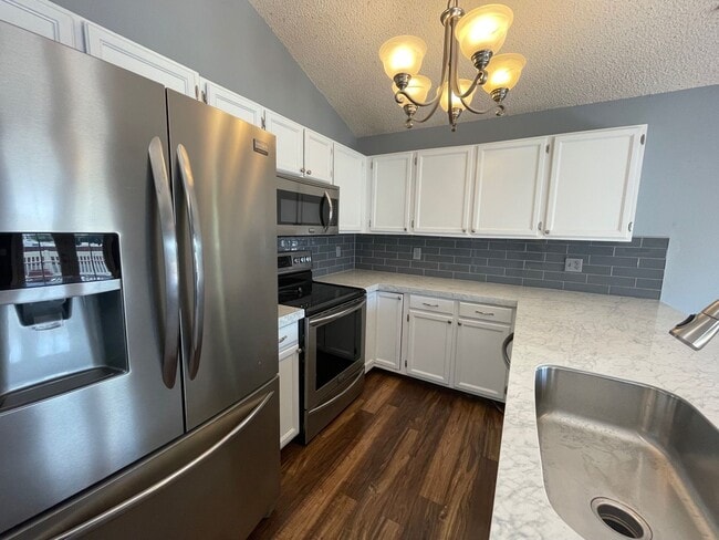 Building Photo - Amazing Broomfield Home!