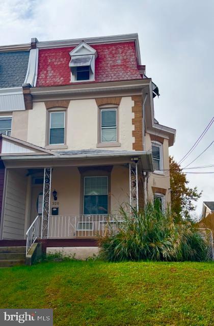 Building Photo - 320 Loney St