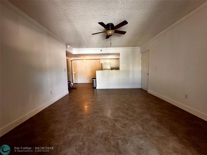 Primary Photo - 5550 NW 61st St