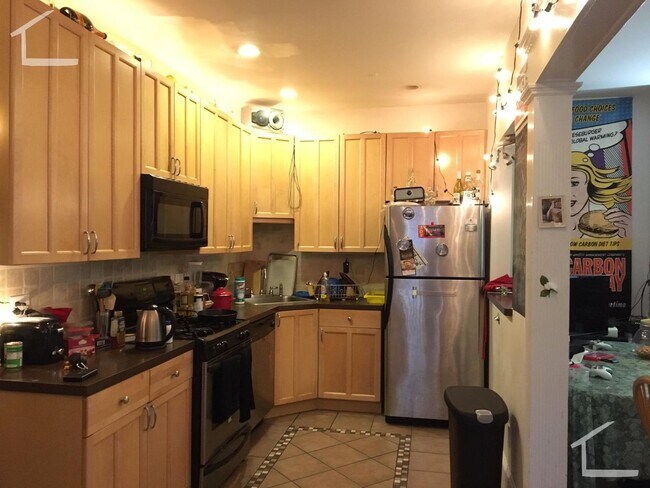 Foto del edificio - Allston 4bed / 1bath close to BU - $5000 - available September 2026