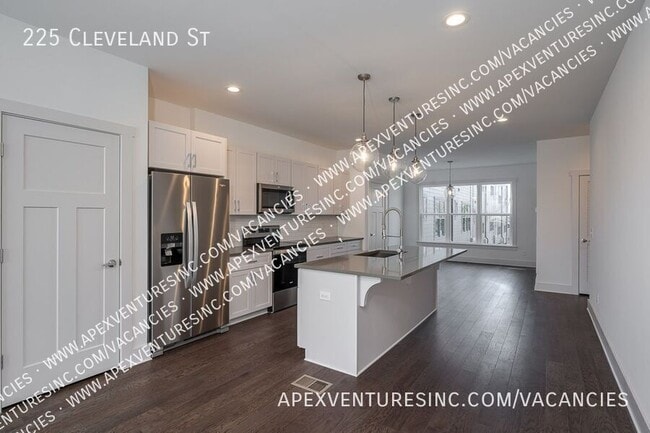 Foto del edificio - 225 Cleveland St