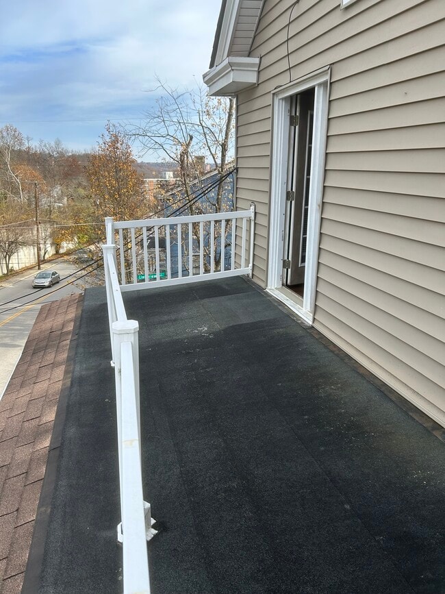 Foto del edificio - 1719 William Howard Taft Rd