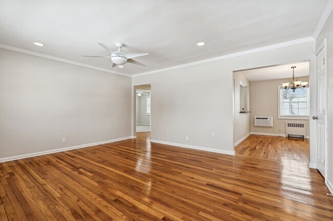 Foto del edificio - 6A W Roselle Ave