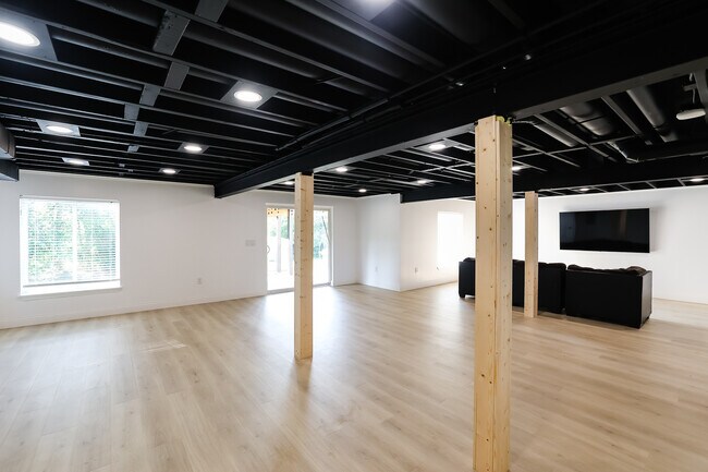 Foto del edificio - 2121 N Camden Ln