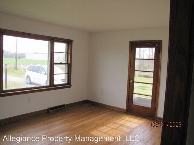 Building Photo - 3 br, 1 bath House - 1461 Mt Landing Rd