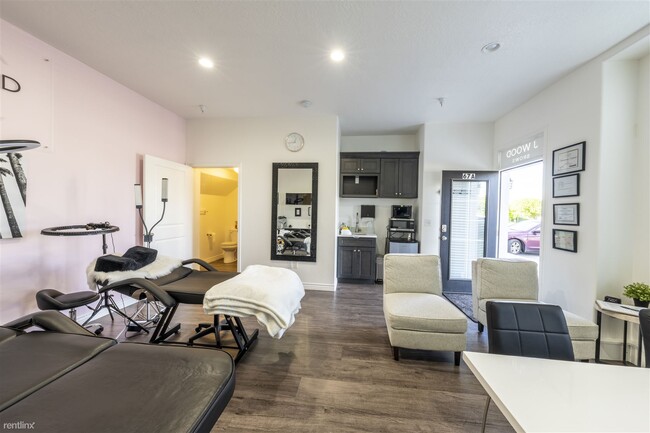 Building Photo - Studio, 1 bath Townhome - 67 South 1300 We...