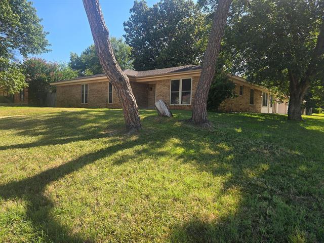 Foto principal - 1911 Green Meadow Ct