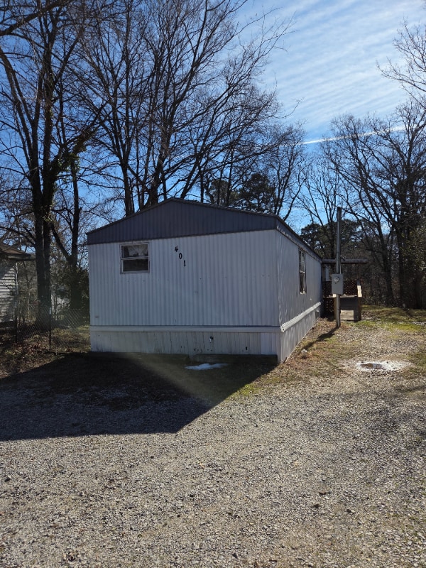 Building Photo - 401 Vista Ave