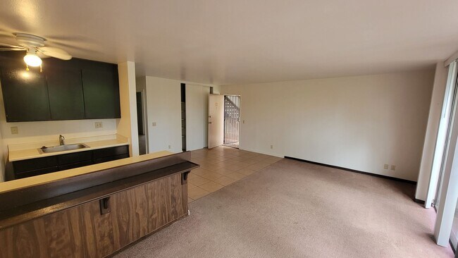 Building Photo - MAKAHA VALLEY PLANTATION – 2-Bedroom, 1-Ba...