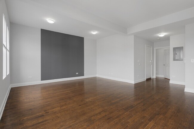 Foto del edificio - 7528 N Seeley Ave