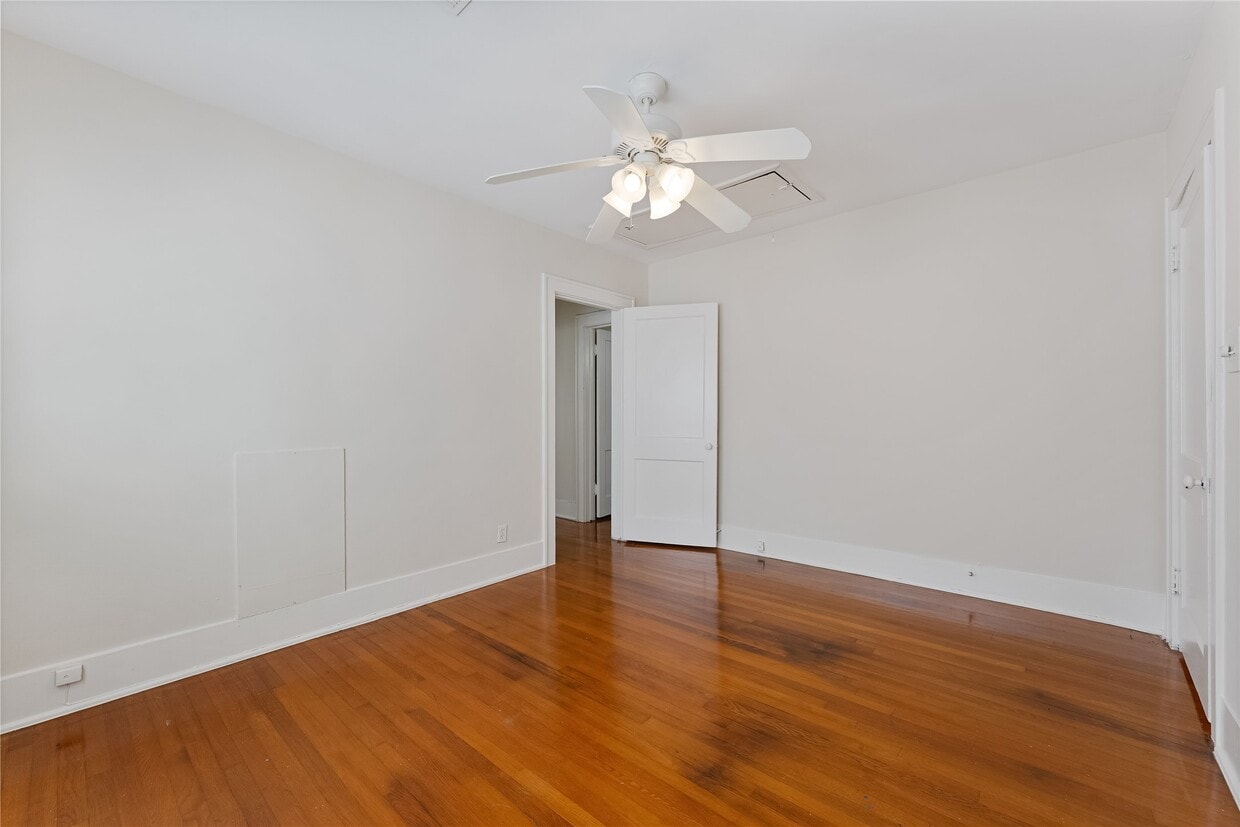 Foto principal - 1819 Branard St