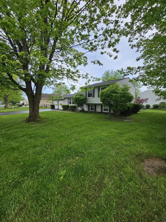 Building Photo - 8432 Falcon Dr