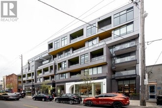 Building Photo - 109 Ossington Ave