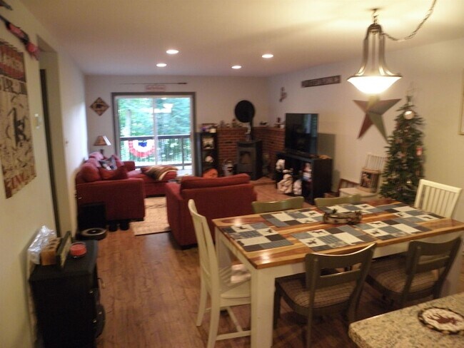 Foto del edificio - 5 Hummingbird Rd