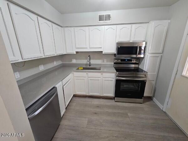 Building Photo - 6525 N 12th Pl