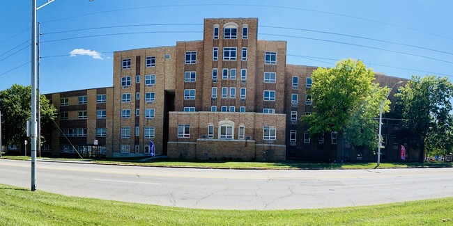 Apartments On Madison Street