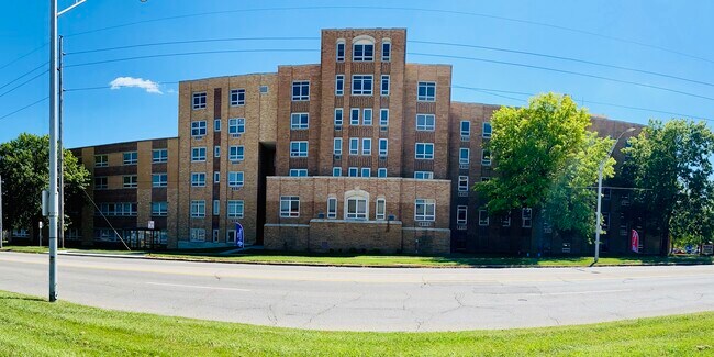 Foto del edificio - Madison Street Apartments