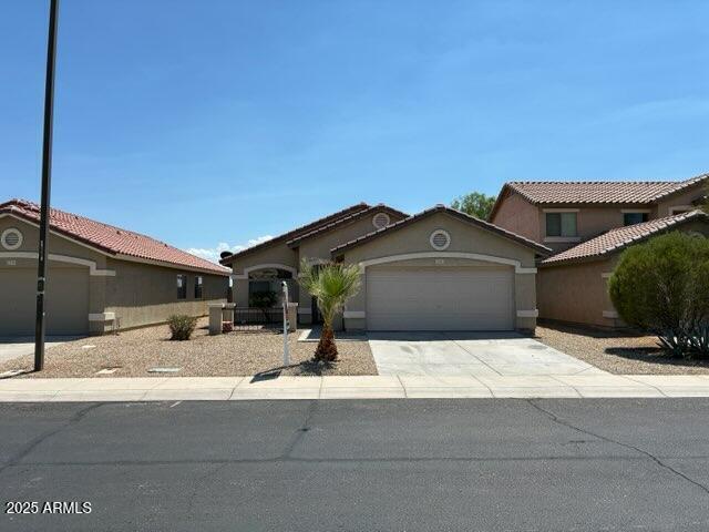 Foto principal - 25805 W Kendall St