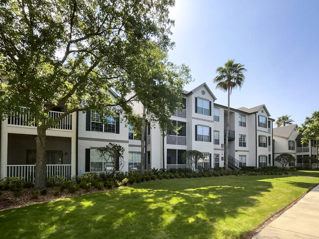 Foto del edificio - Westwood Reserve Apartments