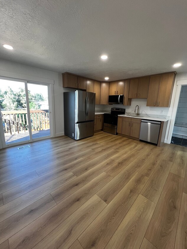 Photo - 1005 E Platinum Way (Sandy, UT)