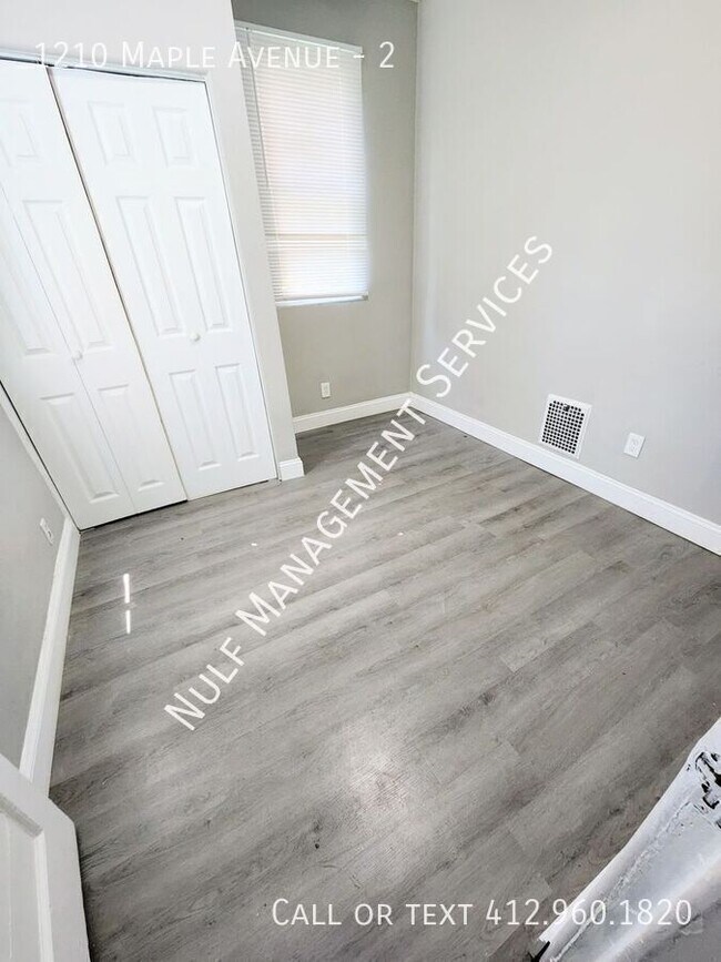 Building Photo - 1210 Maple Ave