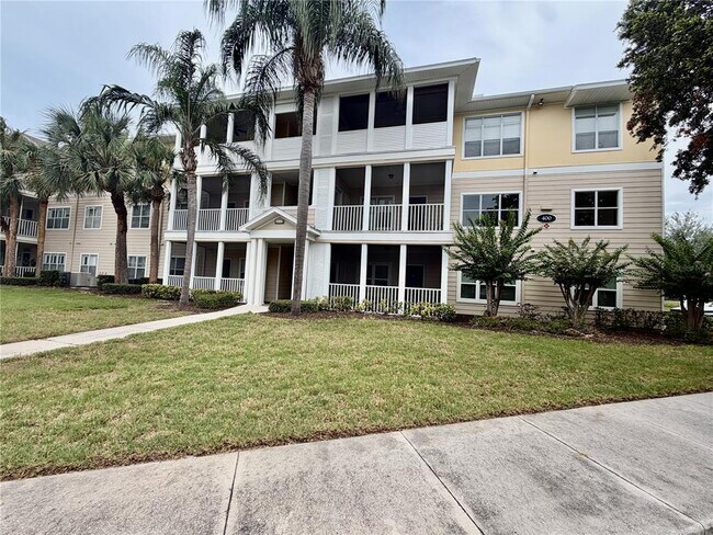 Foto del edificio - 4802 51st St W