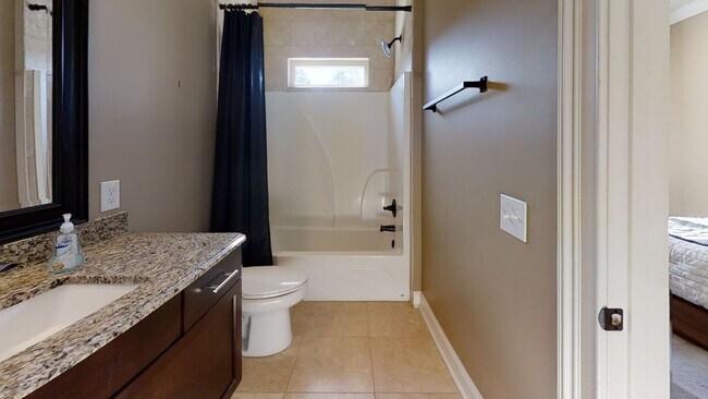 Foto del edificio - Heisman Villa Townhome