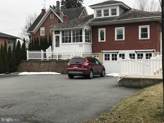 Foto del edificio - 505 E Lancaster Ave