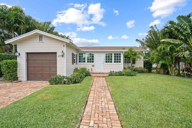 Foto del edificio - 209 Lakeland Dr