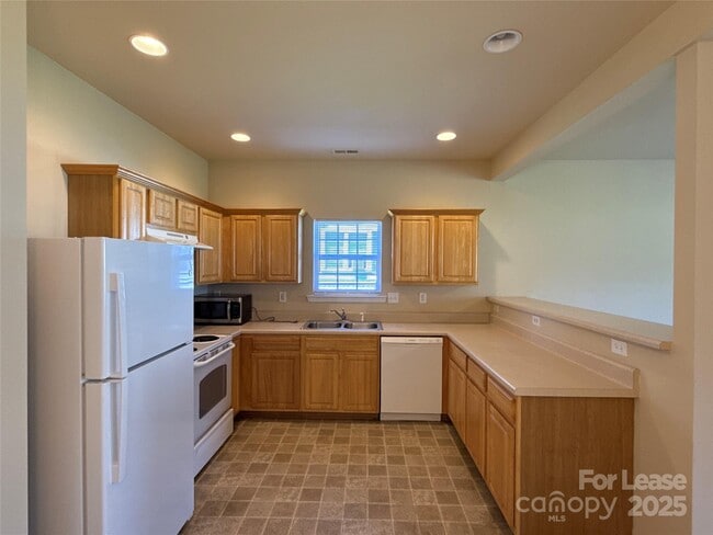 Foto del edificio - 6904 Pleasant Grove Rd