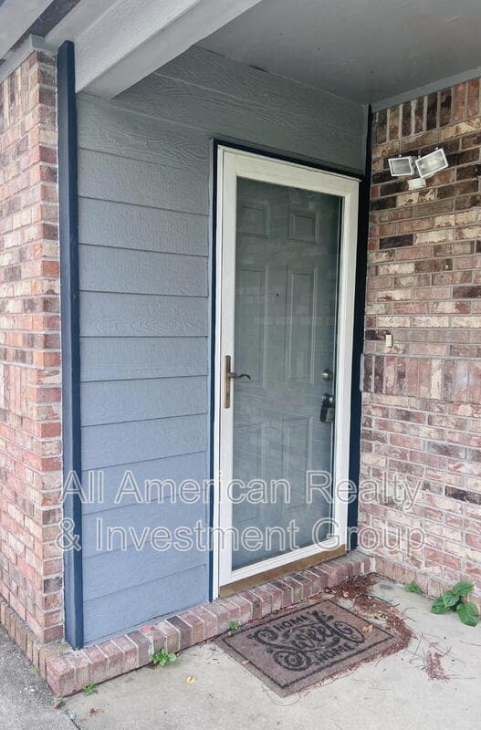 Building Photo - 1710 Brighton Cove